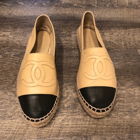 CHANEL Shoes - Chanel Lambskin Espadrilles Beige/Black